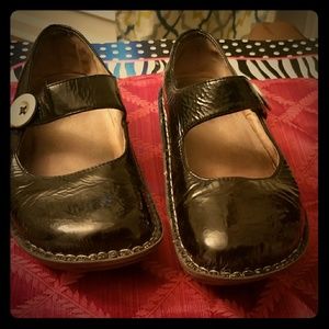 Allergies  Nurses shoes